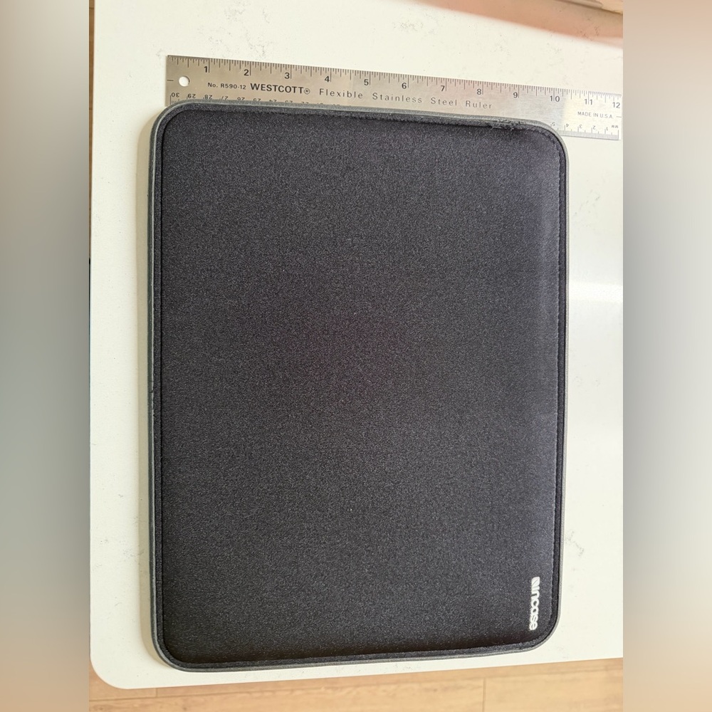Black Incase Laptop Case 13”